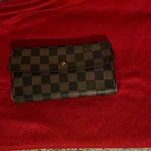 LOUIS VUITTON Damier Ebene Sarah Wallet